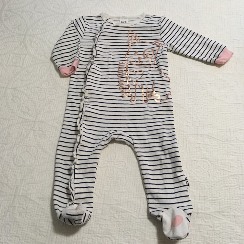 6-9m (6/$20) Love Ellen Degeneres Footie